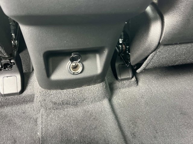 2025 Kia Telluride S Image 25 of 37