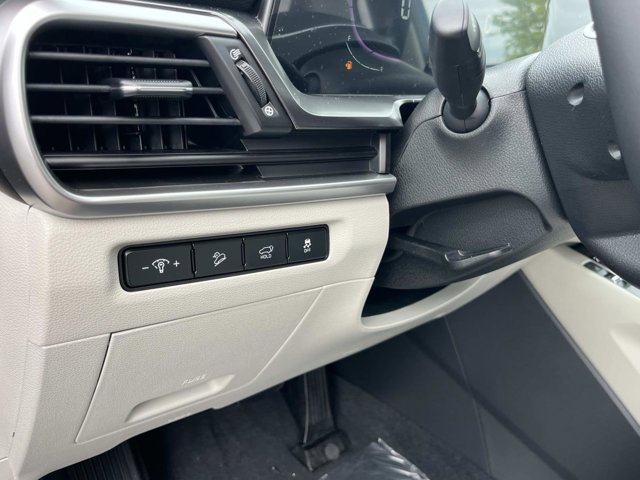 2025 Kia Telluride S Image 35 of 37