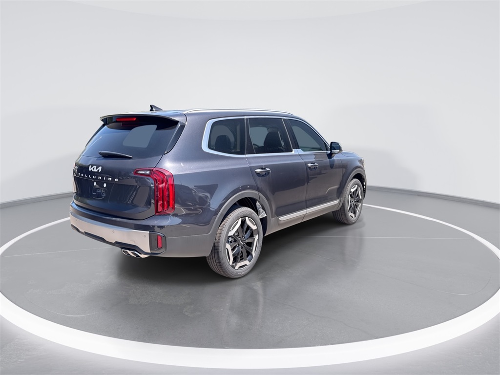 Vehicle image 5 of 32