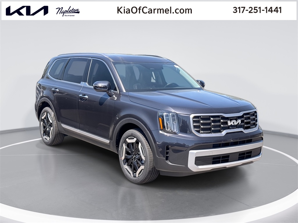 Vehicle image 2 of 32