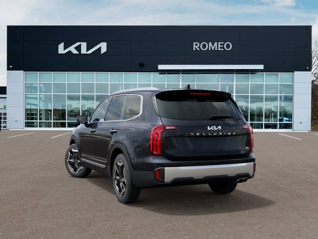 Vehicle image 10 of 27