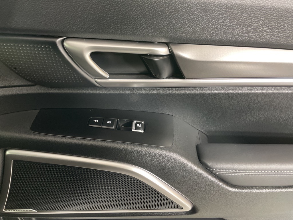 2025 Kia Telluride S Image 38 of 44