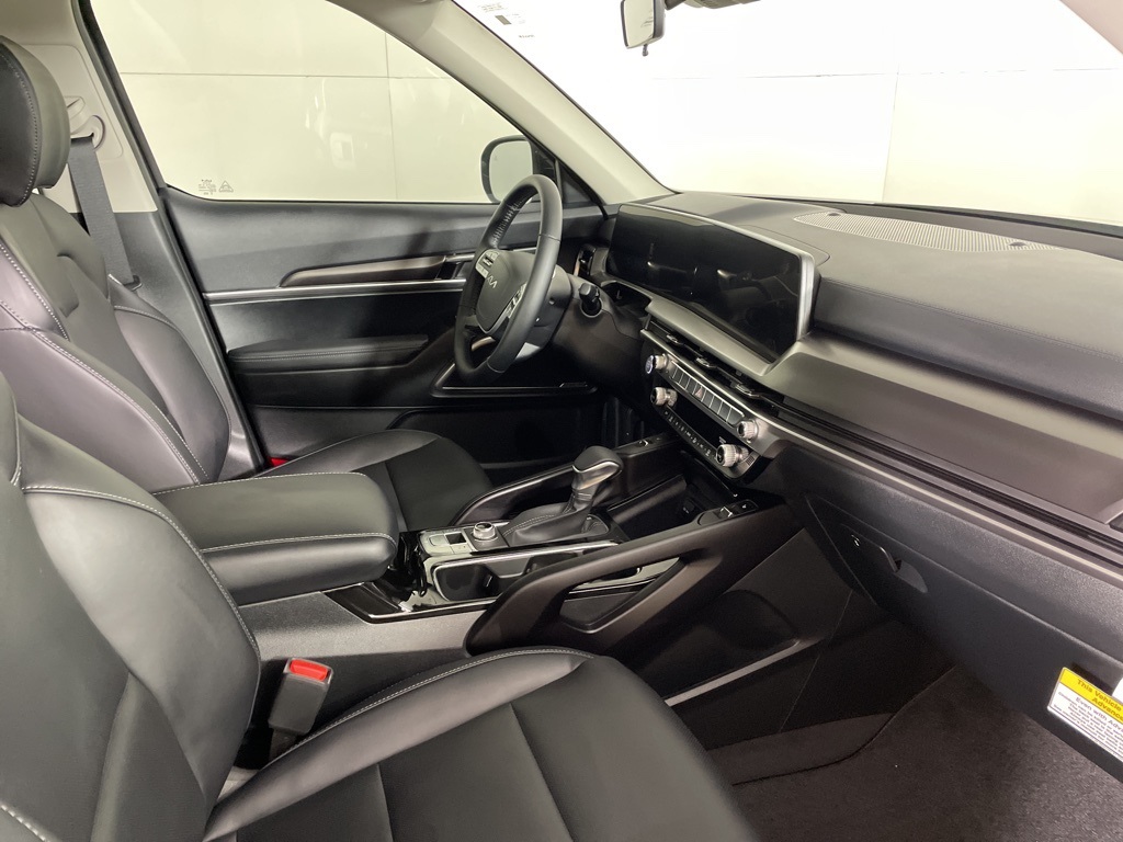 2025 Kia Telluride S Image 22 of 44