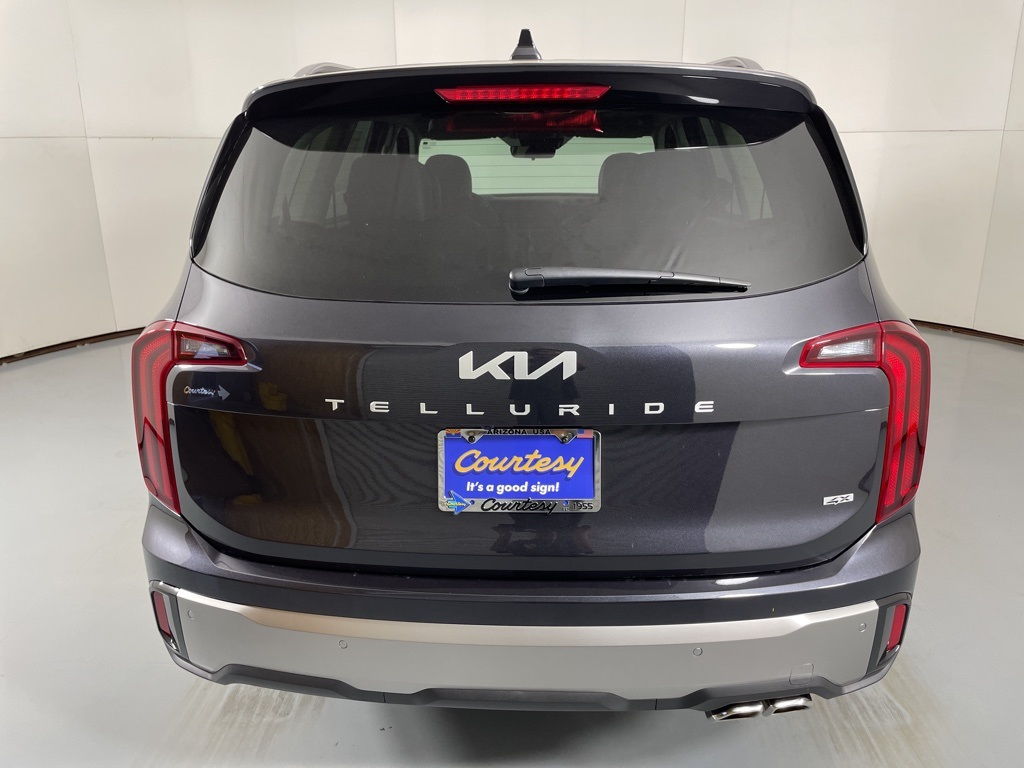 2025 Kia Telluride S Image 12 of 44