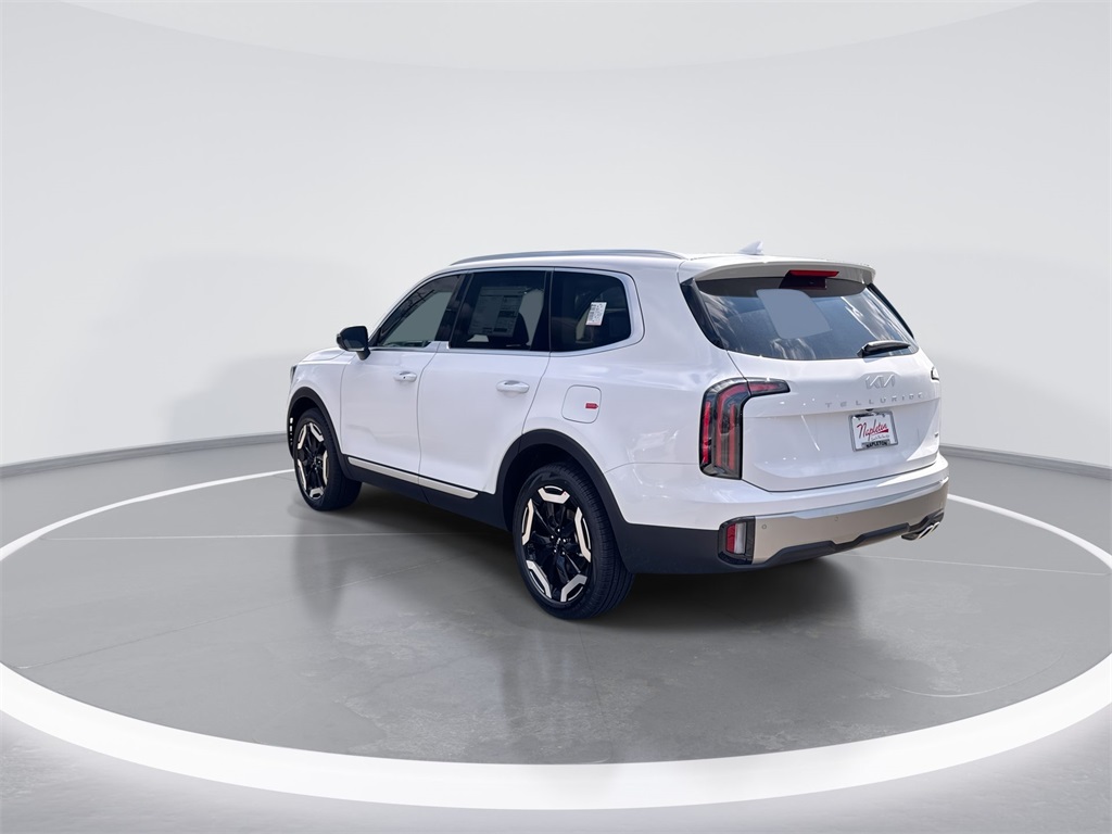 Vehicle image 6 of 33