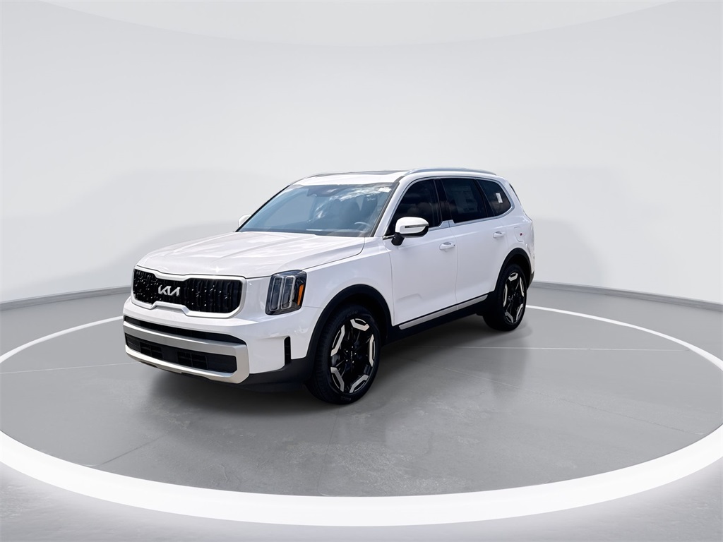 Vehicle image 1 of 33