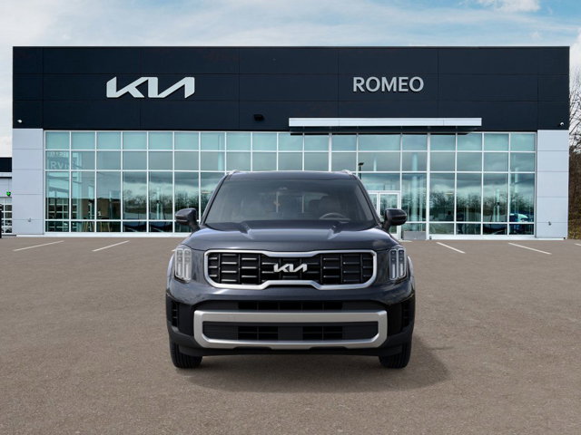 Vehicle image 4 of 27