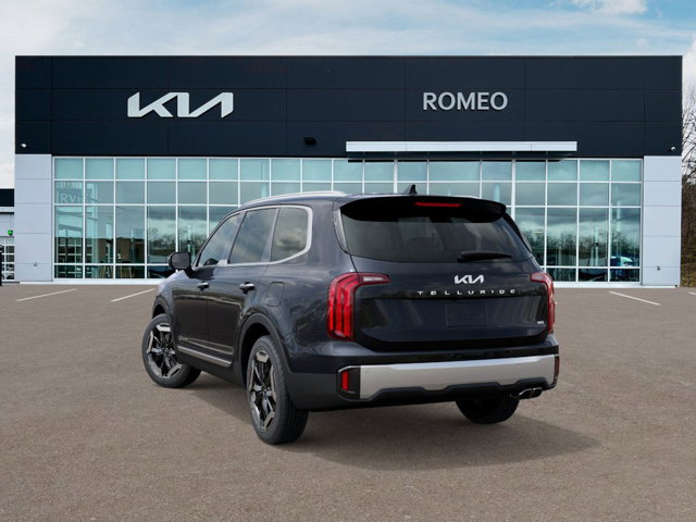 Vehicle image 10 of 27