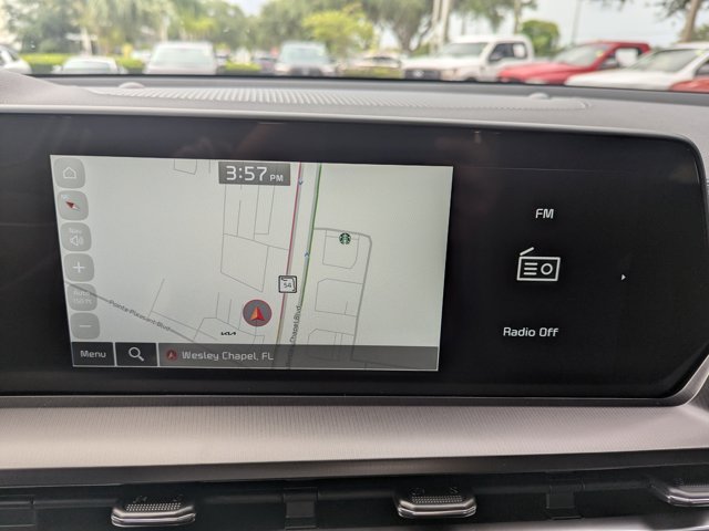 Vehicle image 22 of 43