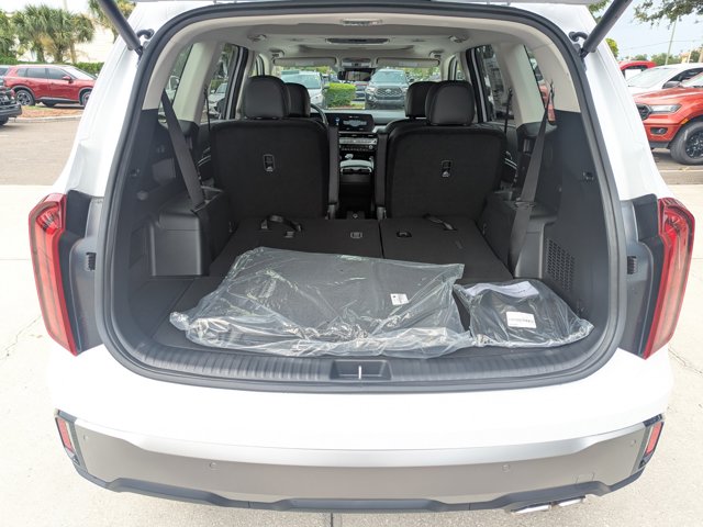 Vehicle image 9 of 43