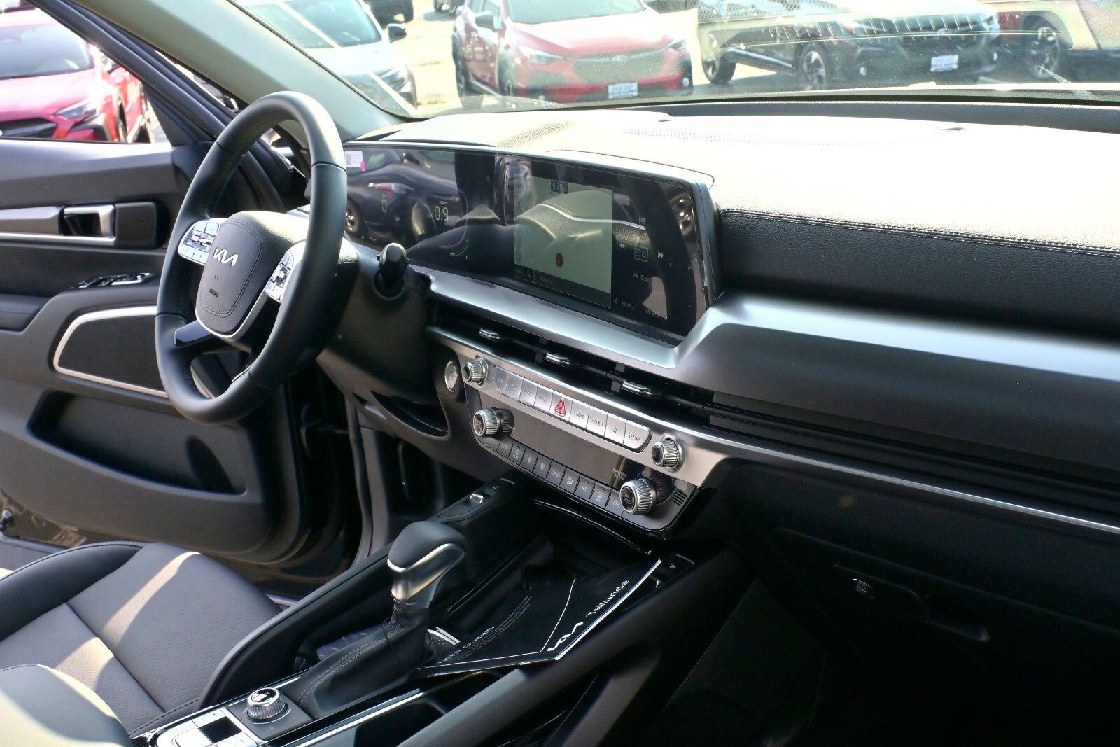 2025 Kia Telluride S Image 15 of 35