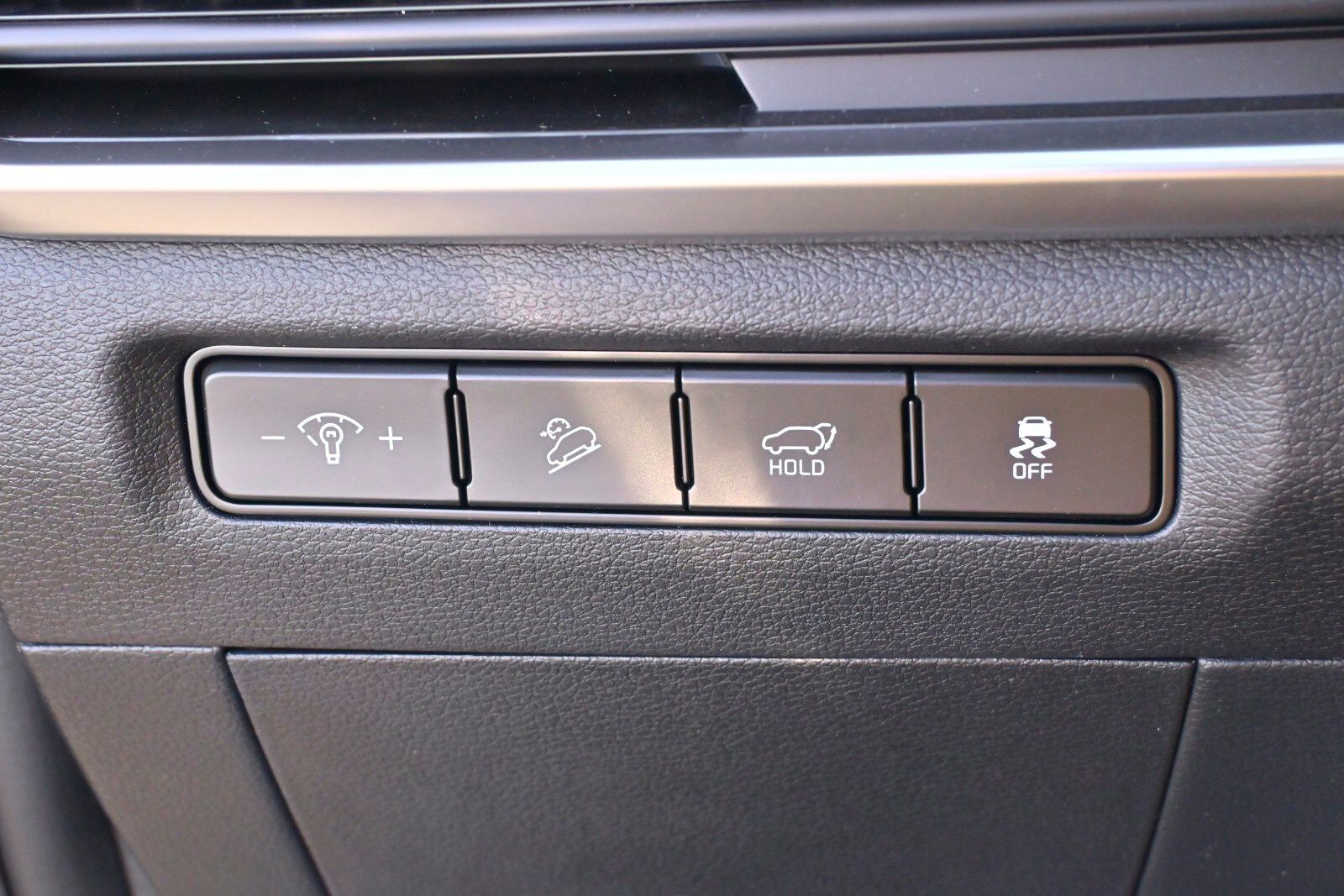 2025 Kia Telluride S Image 22 of 35