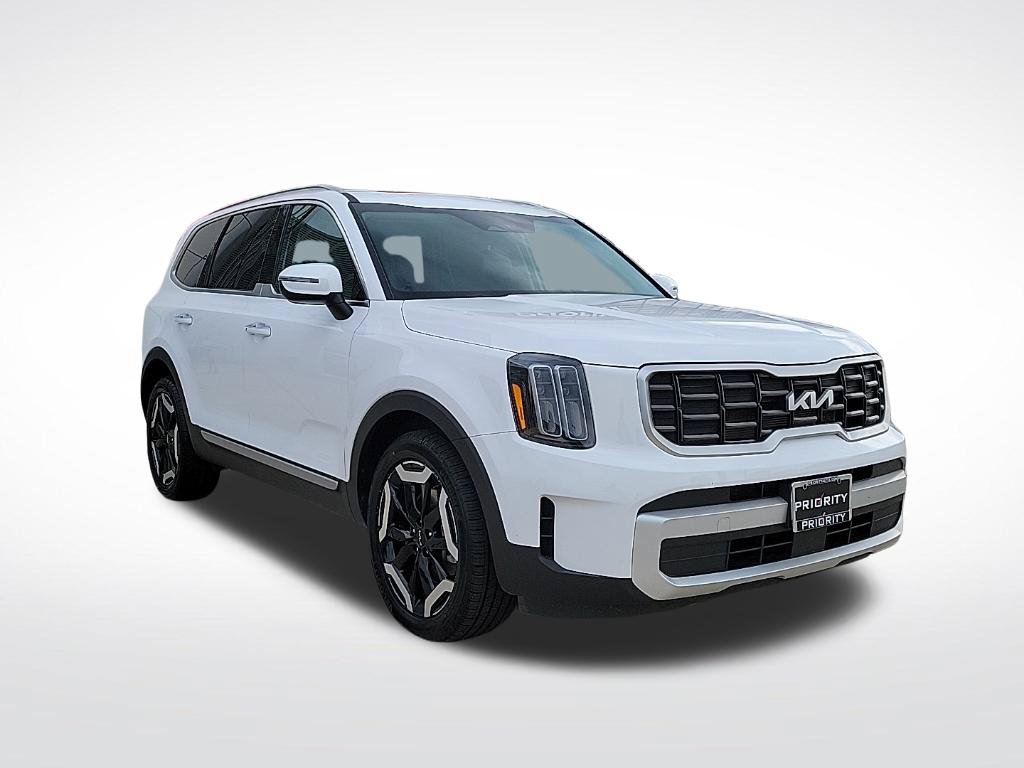 2025 Kia Telluride S Image 3 of 35