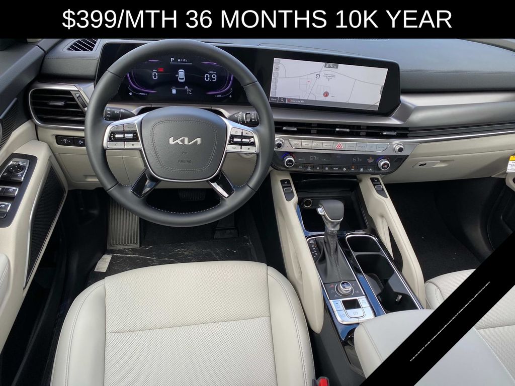 Vehicle image 9 of 18