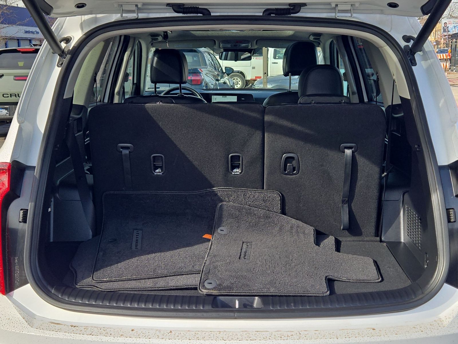 2025 Kia Telluride S Image 11 of 26