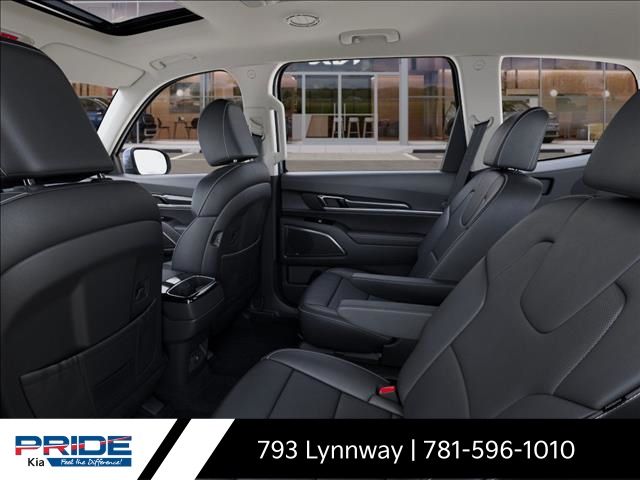 Vehicle image 14 of 27