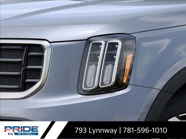 Vehicle image 21 of 27