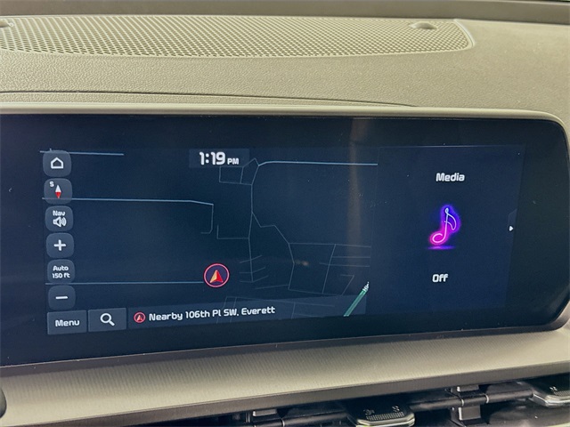 Vehicle image 13 of 36