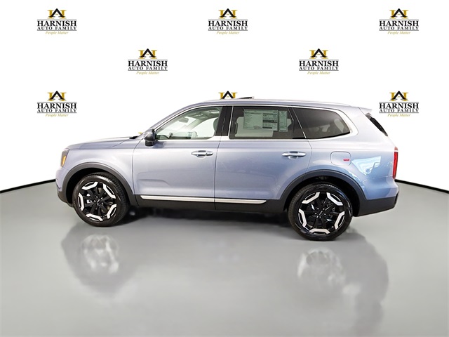 Vehicle image 8 of 36