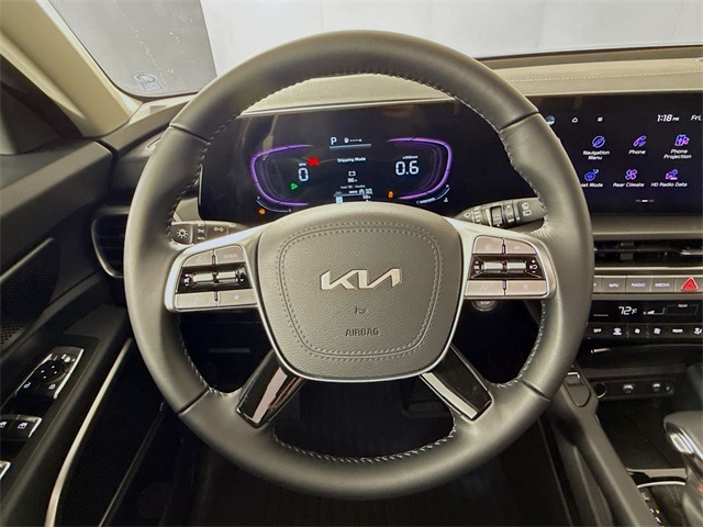 Vehicle image 11 of 36
