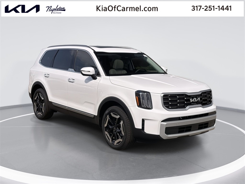 Vehicle image 2 of 31
