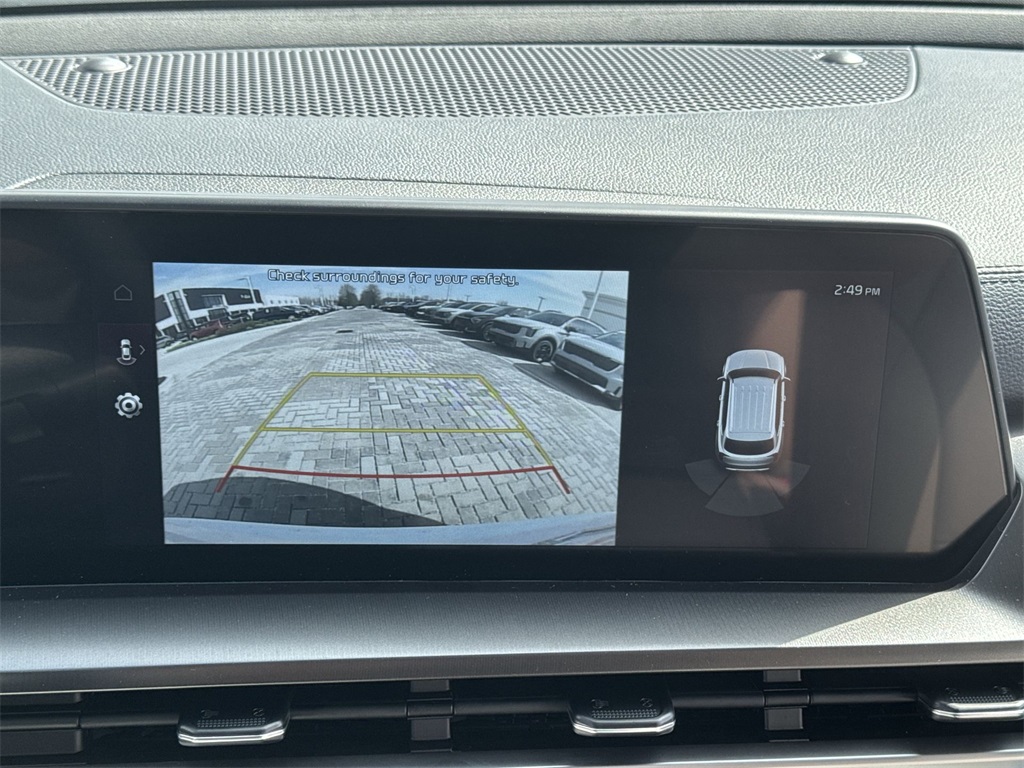 Vehicle image 20 of 31