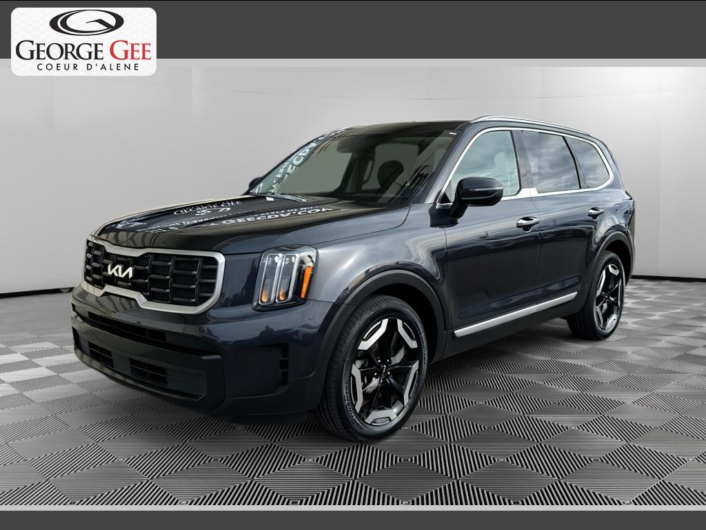 2025 Kia Telluride S Image 1 of 31