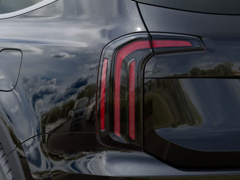 Vehicle image 13 of 37