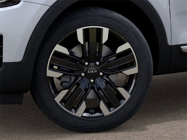 Vehicle image 11 of 27