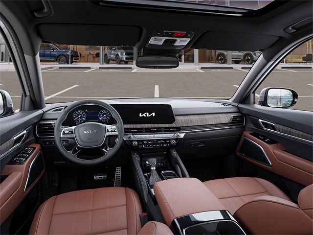 Vehicle image 15 of 27