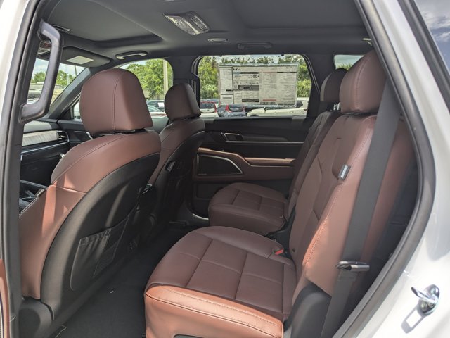 Vehicle image 15 of 42