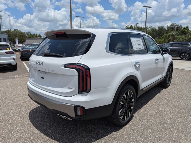 Vehicle image 5 of 42
