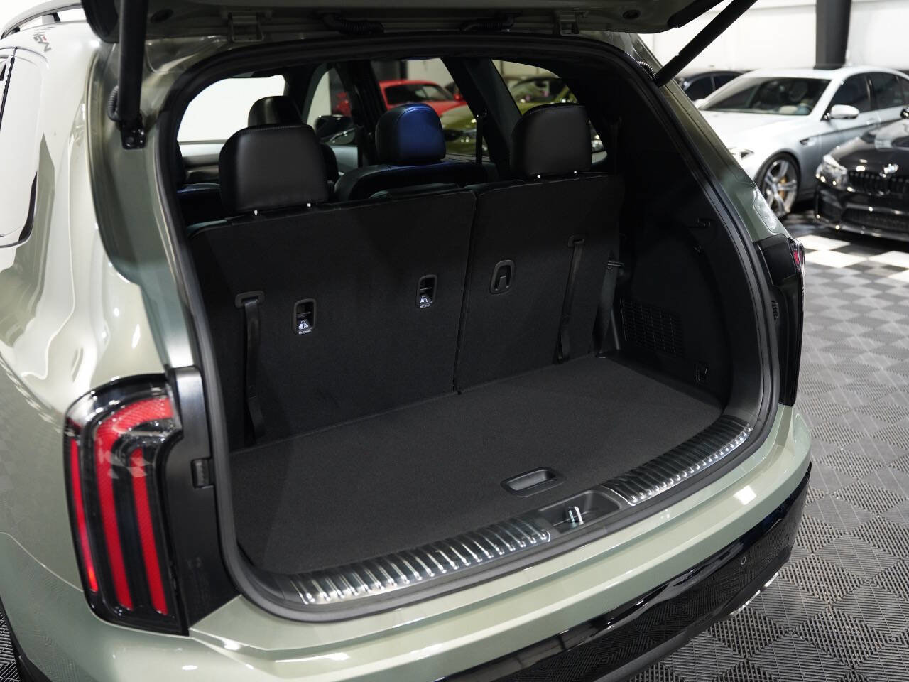 Vehicle image 19 of 56
