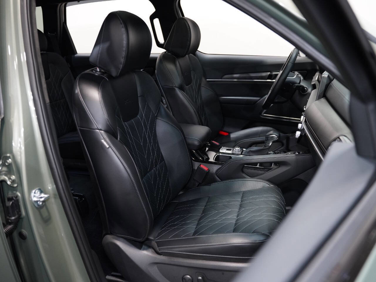 Vehicle image 24 of 56