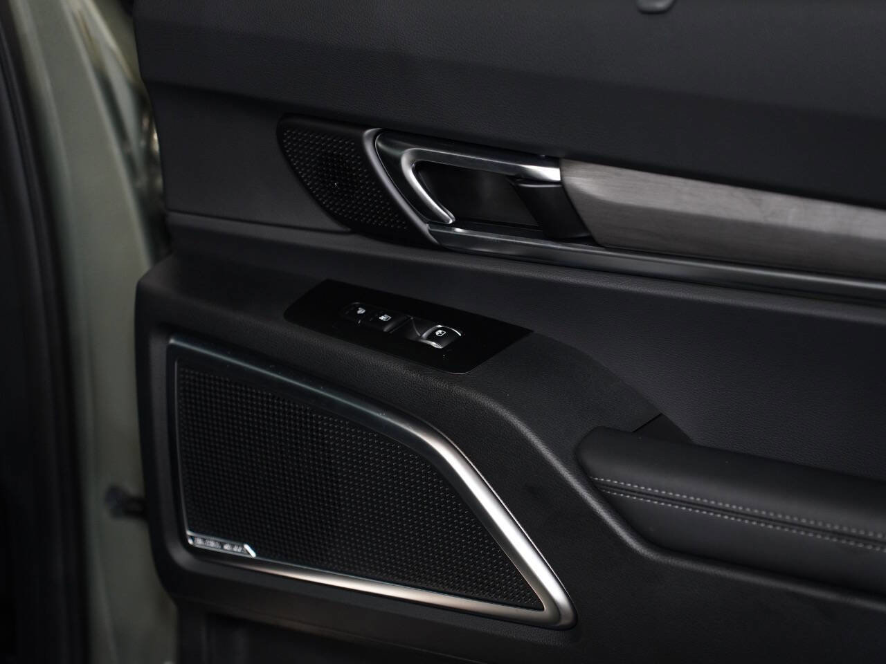 Vehicle image 54 of 56