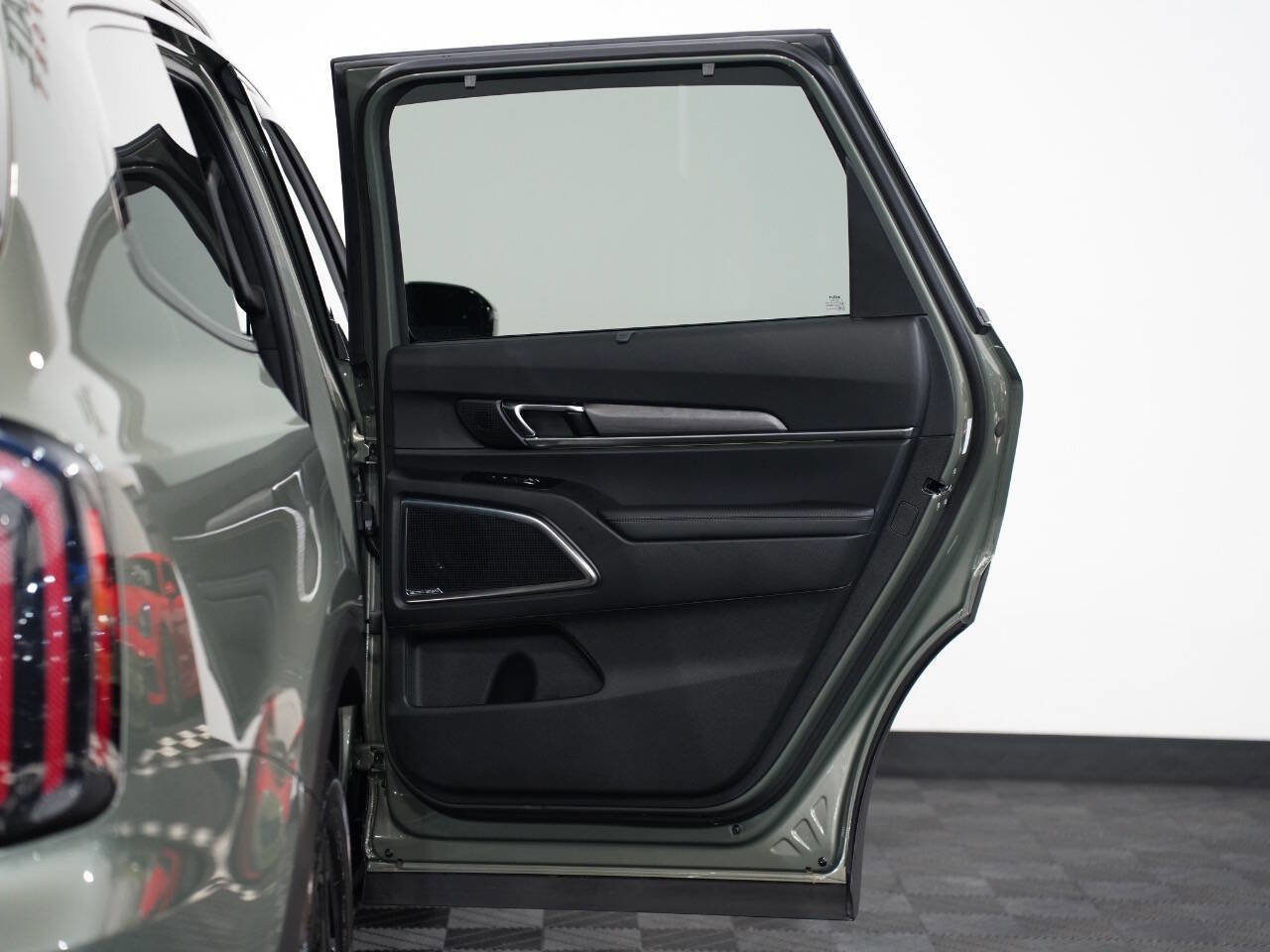 Vehicle image 48 of 56