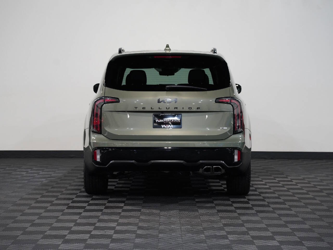 Vehicle image 8 of 56