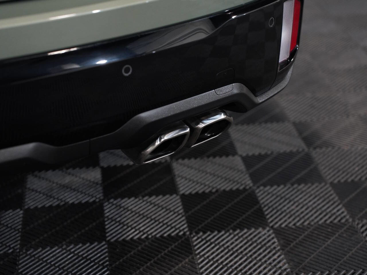 Vehicle image 53 of 56