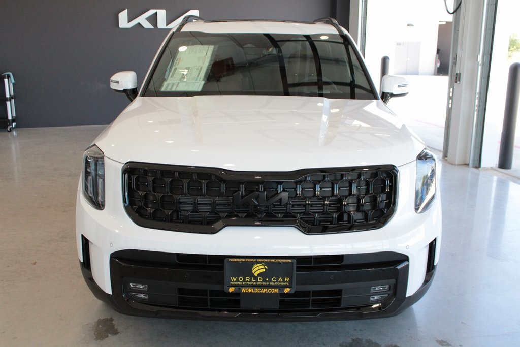 Vehicle image 2 of 29