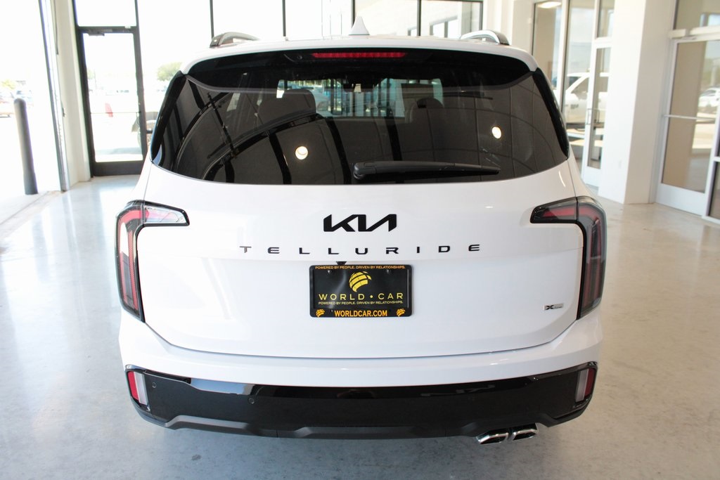 Vehicle image 9 of 29