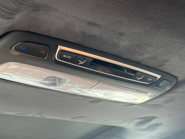 Vehicle image 20 of 41
