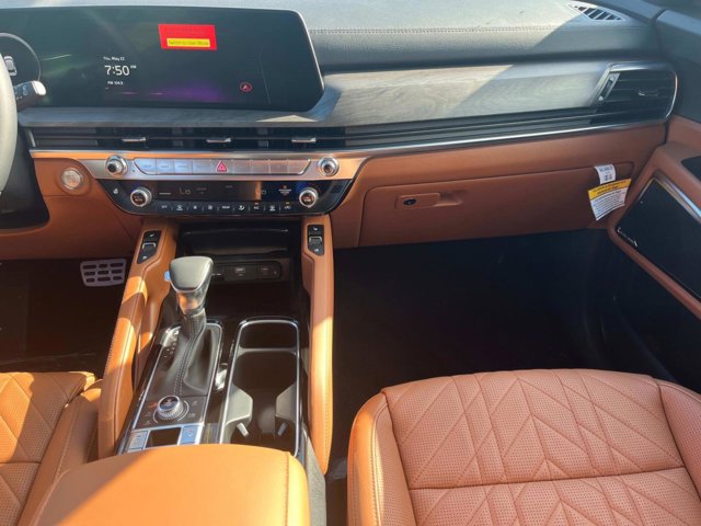 Vehicle image 14 of 41