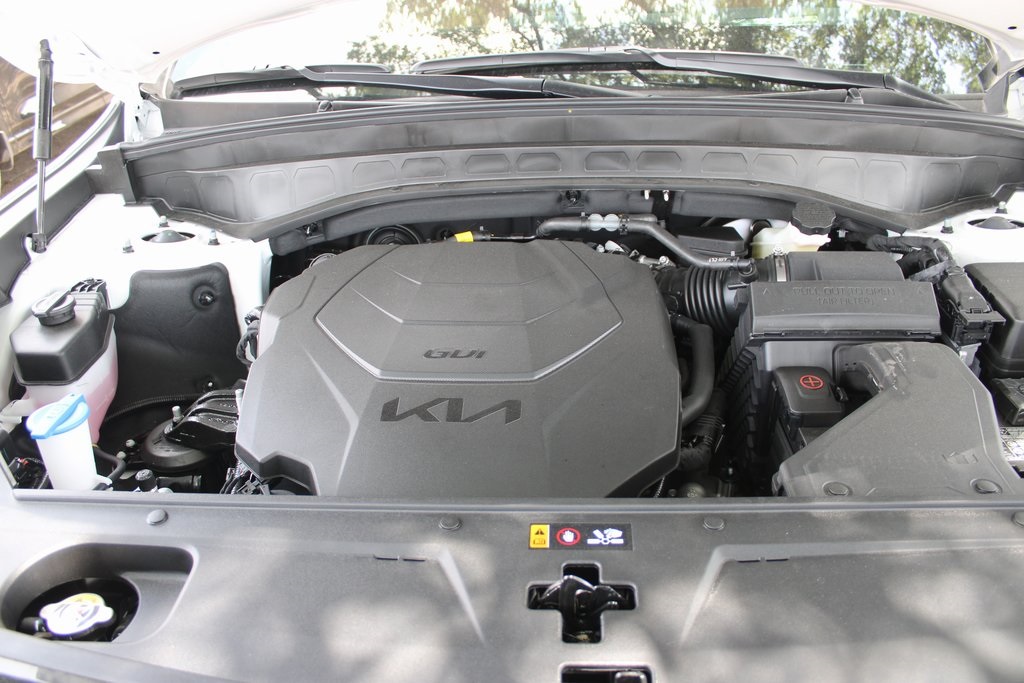 Vehicle image 41 of 42