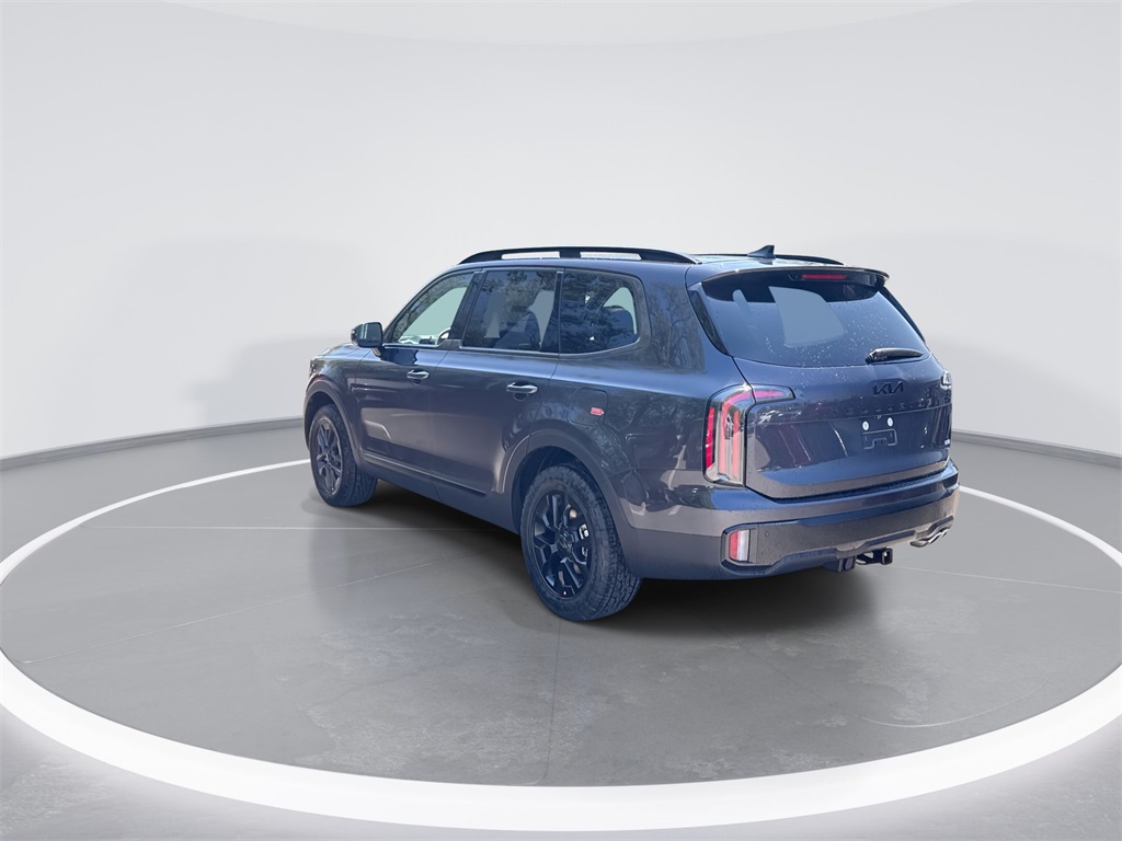 Vehicle image 6 of 32