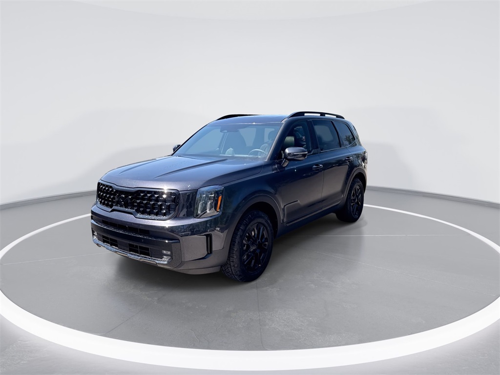 Vehicle image 1 of 32