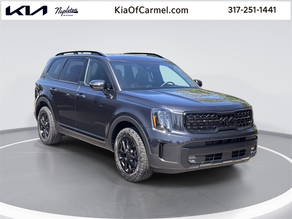 Vehicle image 3 of 32