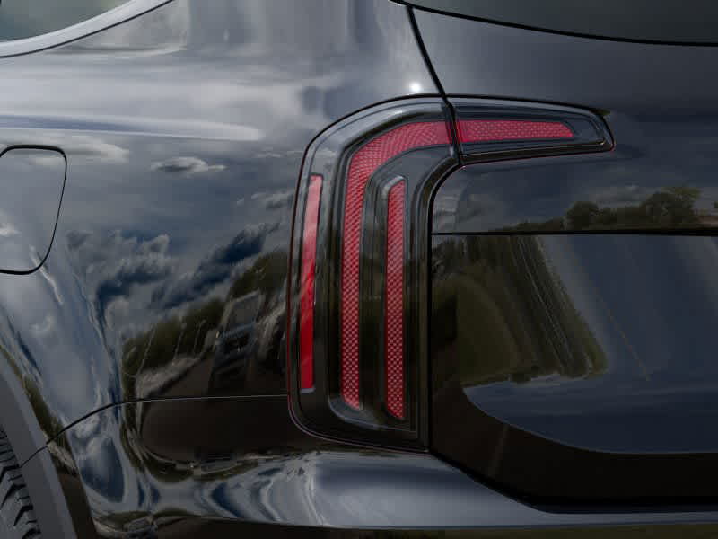 Vehicle image 13 of 37