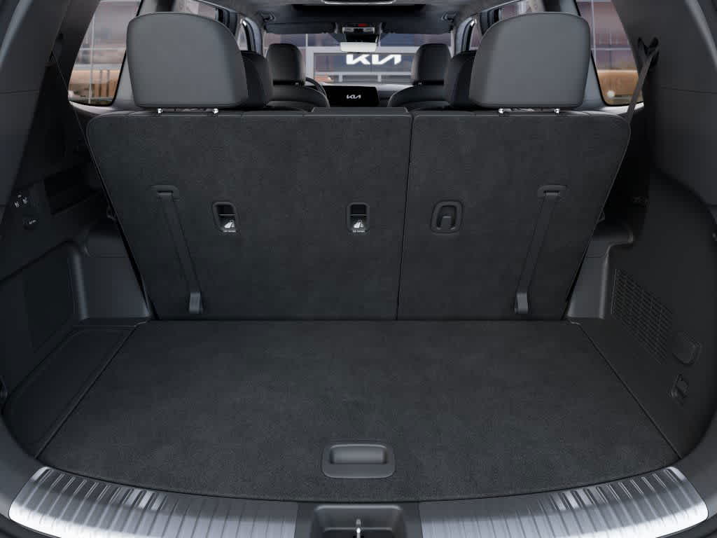 Vehicle image 20 of 37