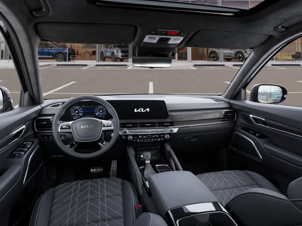 Vehicle image 15 of 37