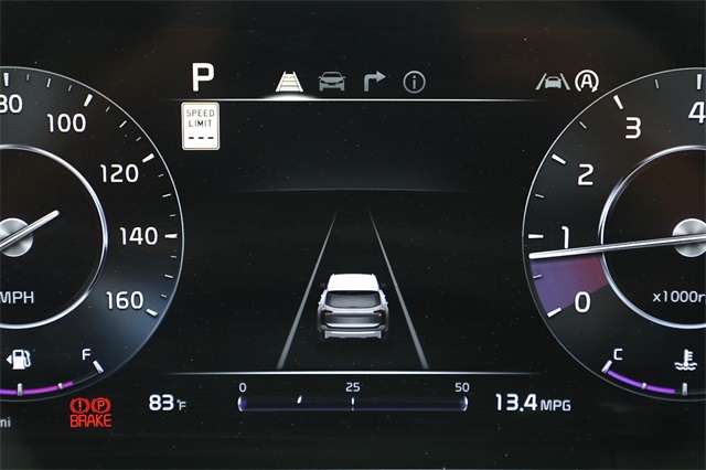 Vehicle image 18 of 32